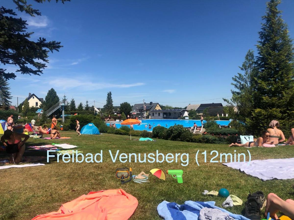 Ferienwohnung Zschopau Fuer Sie Vollausgestattet Mit Boxspringbett Netflix Uvm Εξωτερικό φωτογραφία